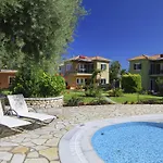 Saint Thomas Village Apartamento *