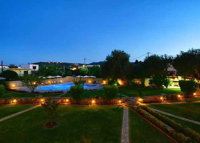 Saint Thomas Village *